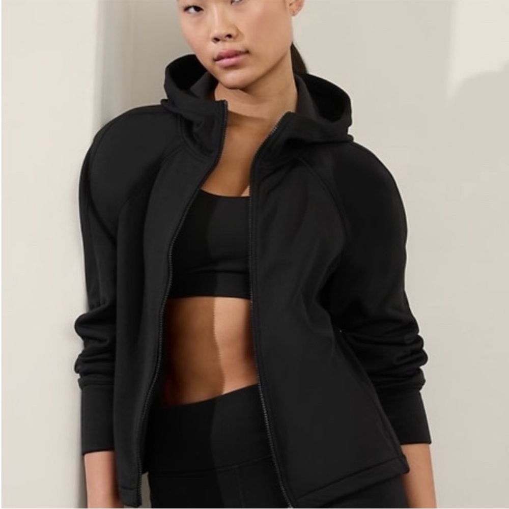 NWT! Athleta Altitude Edge Jacket - Black  - XS